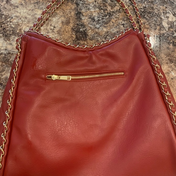Red Purse - Picture 3 of 4